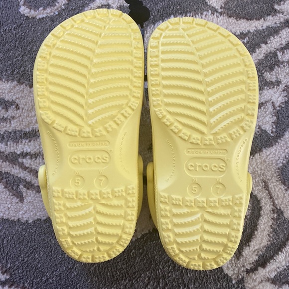 ❤️ Crocs - Picture 5 of 8